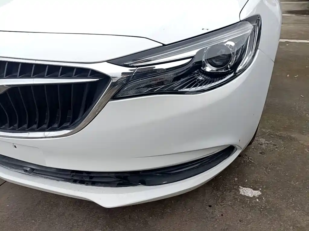 Buick Excelle 2017 — фото 24