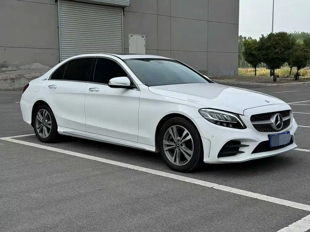 Mercedes-Benz C-Class 2019