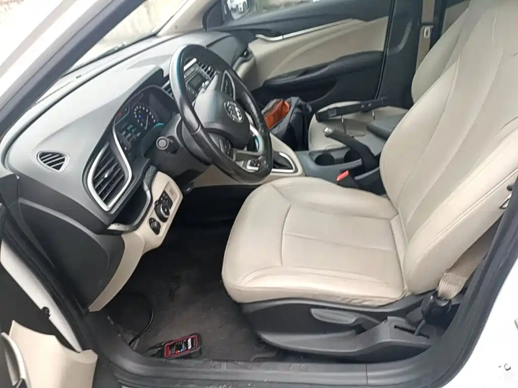 Buick Excelle 2017 — фото 15