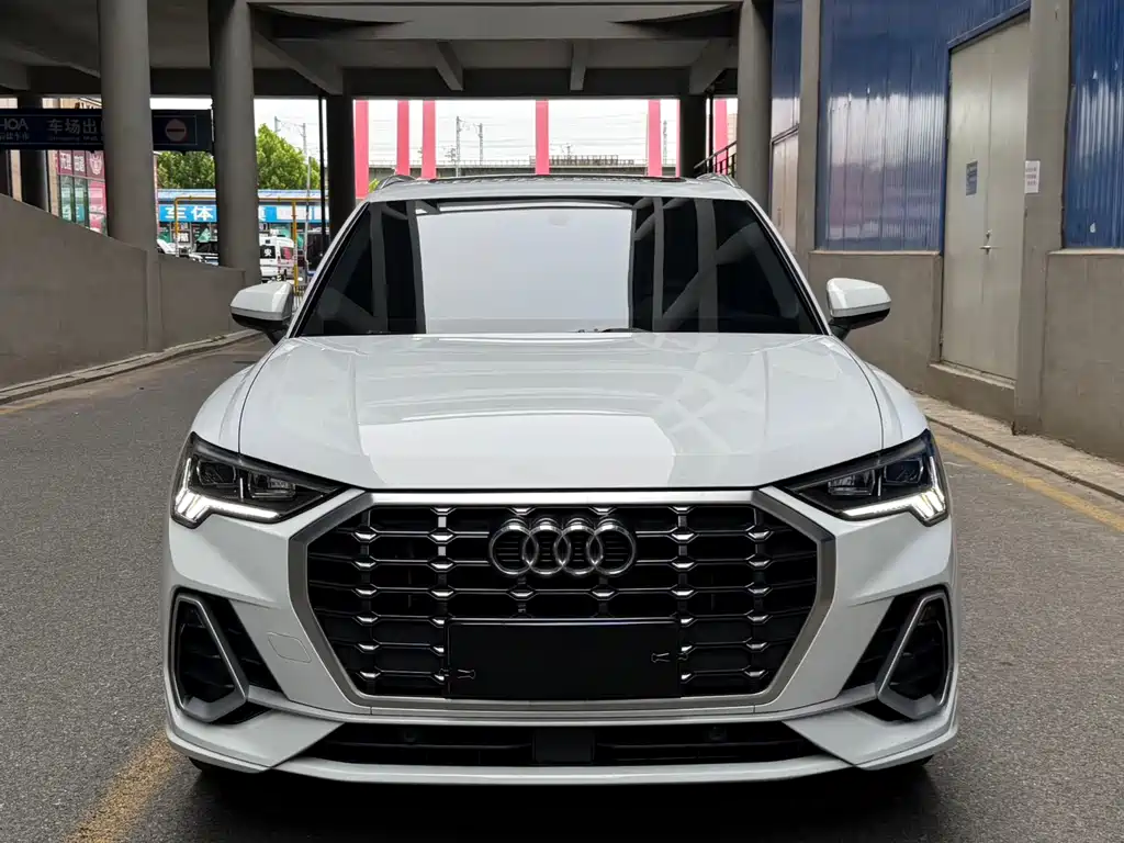 Audi Q3 2023