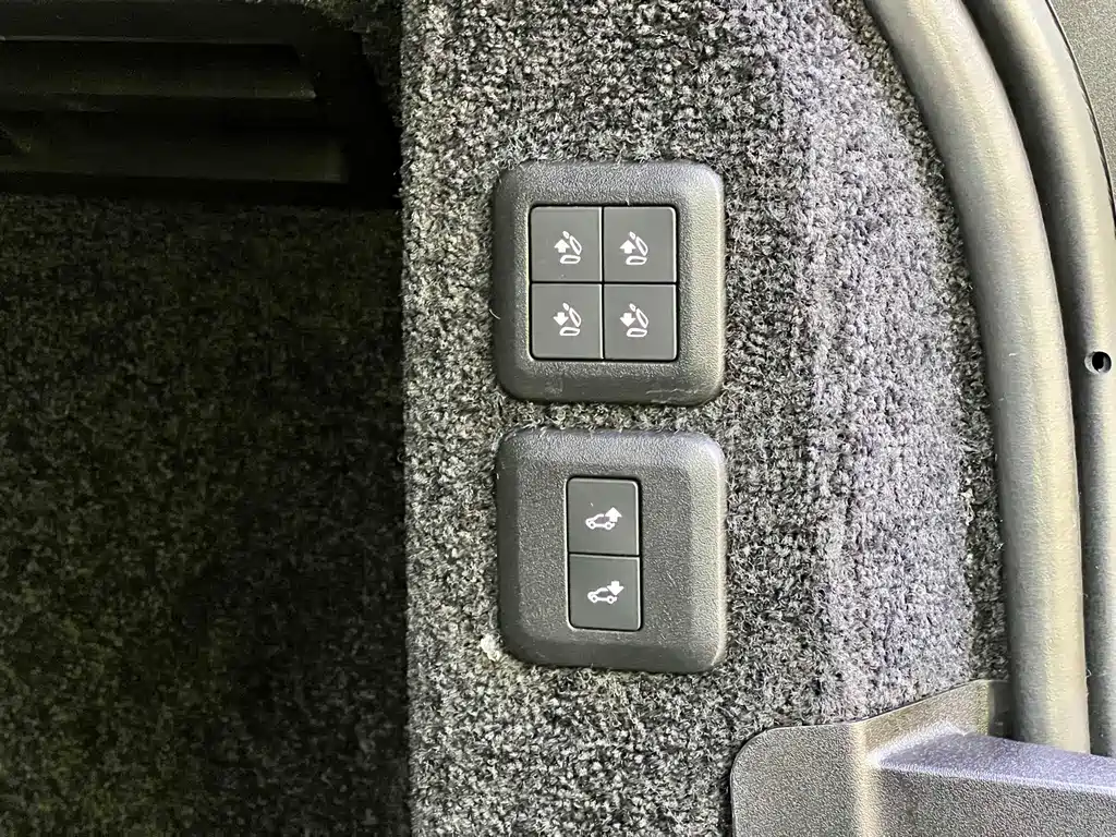 Land Rover Range Rover 2020 — фото 15