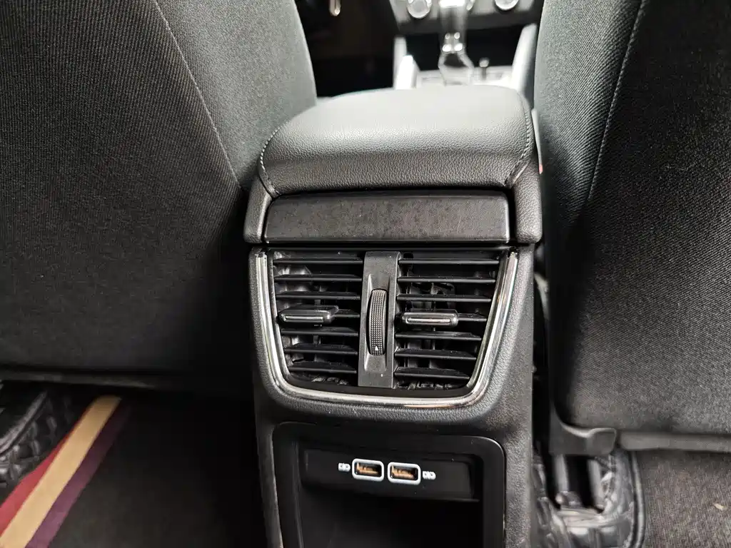 Skoda Octavia 2019 — фото 14