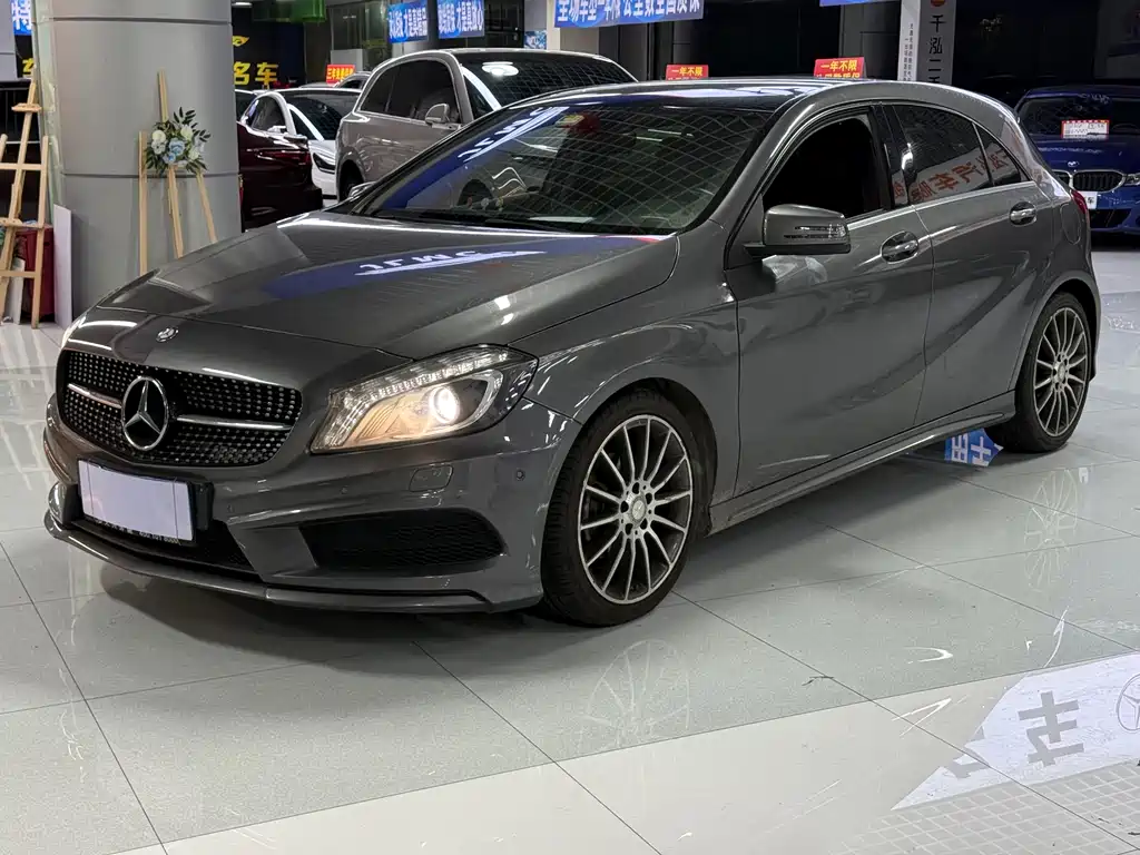 Mercedes-Benz A-Class 2016 — фото 3