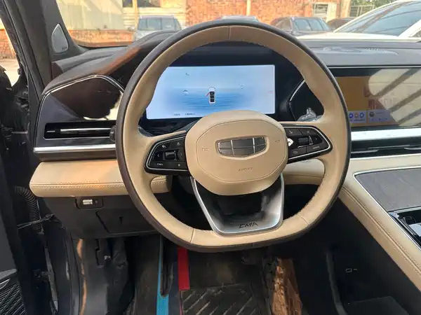 Geely Xingyue L 2025