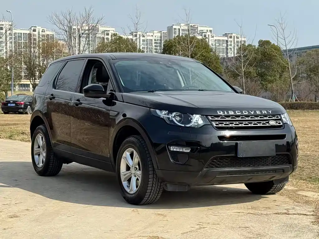 Land Rover Discovery Sport 2017 — фото 3