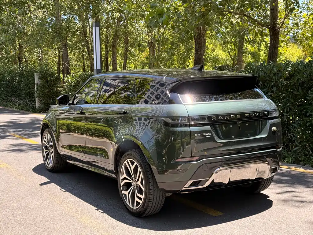 Land Rover Range Rover Evoque 2022 — фото 3