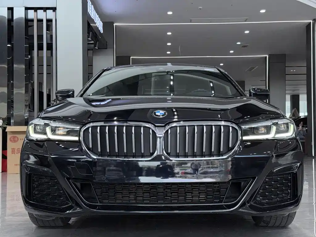 BMW 5 Series 2022