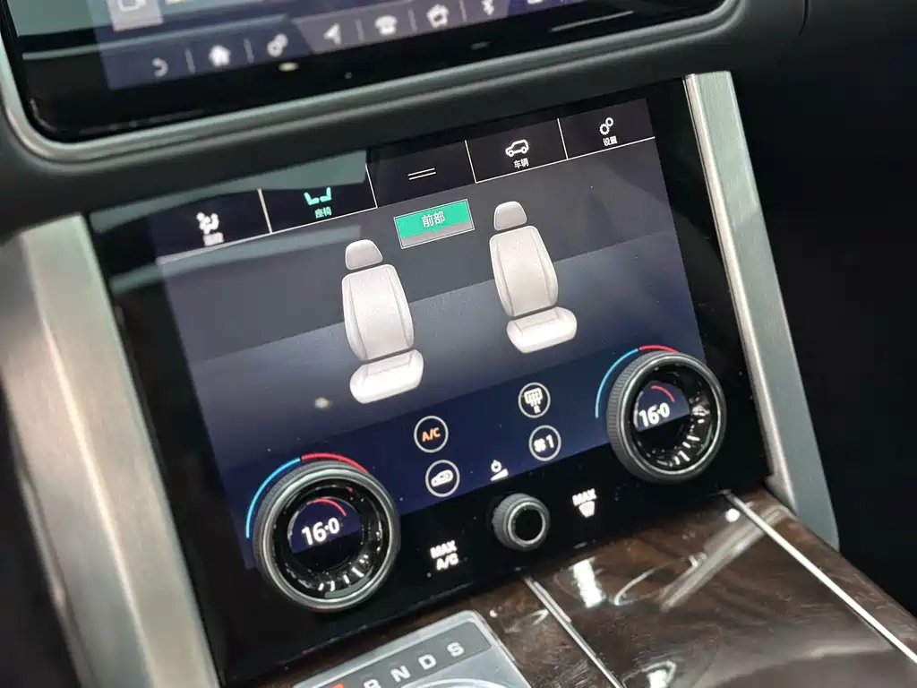 Land Rover Range Rover 2021 — фото 16