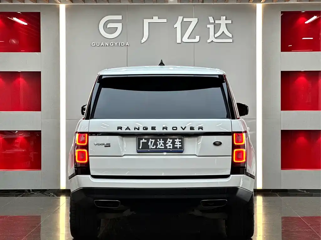 Land Rover Range Rover 2021 — фото 31