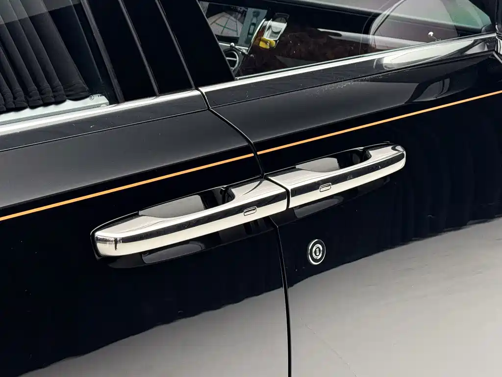 Rolls-Royce Ghost 2015 — фото 8