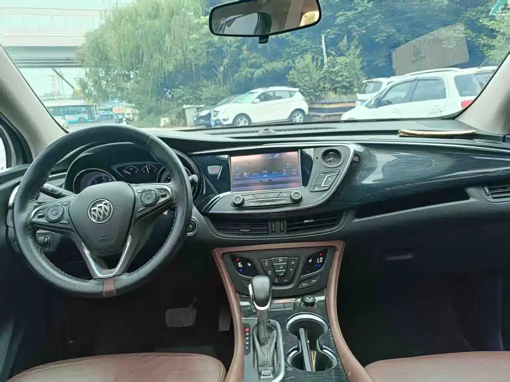 Buick Envision Plus 2018 — фото 11