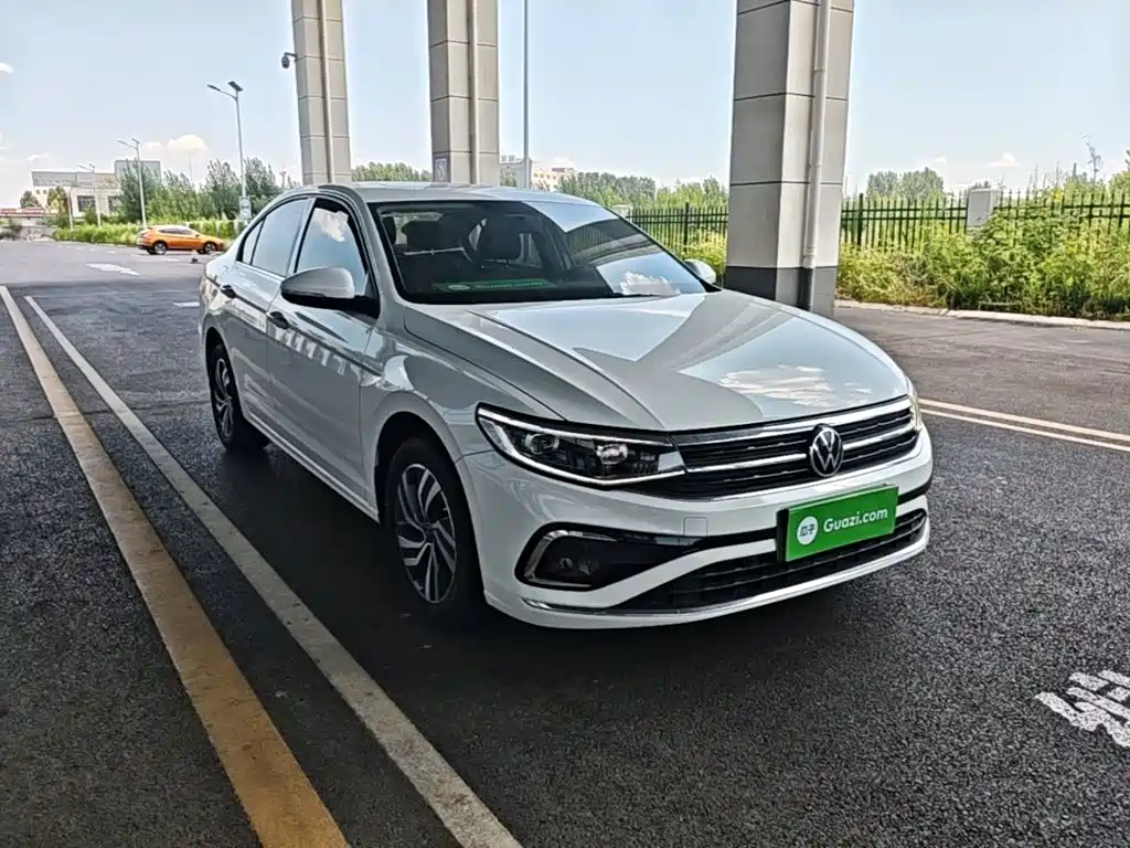 Volkswagen Bora 2023