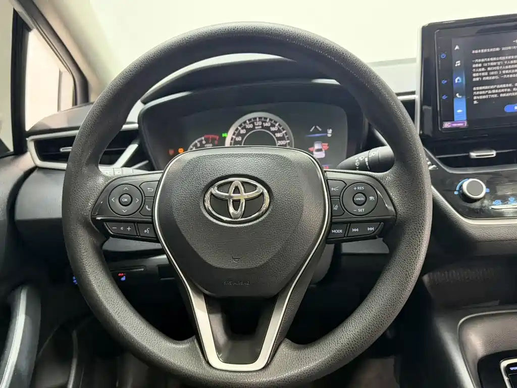 Toyota Corolla 2023 — фото 16