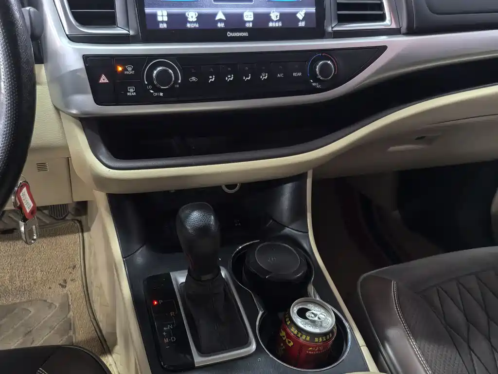Toyota Highlander 2021 — фото 11