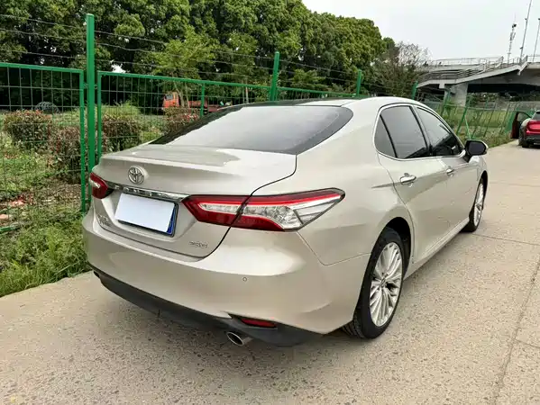 Toyota Camry 2018