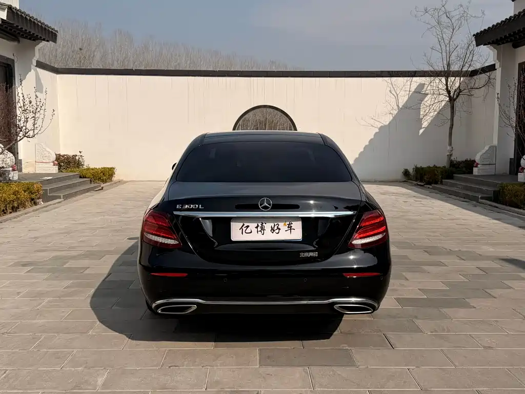 Mercedes-Benz E-Class 2020 — фото 8
