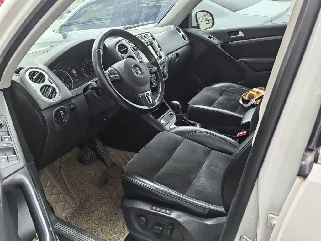 Volkswagen Tiguan 2015
