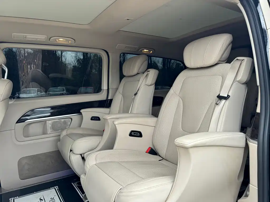 Mercedes-Benz V-Class 2019
