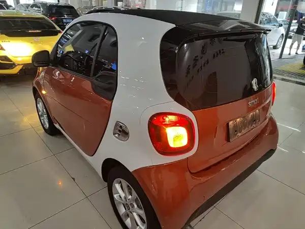 smart fortwo 2018