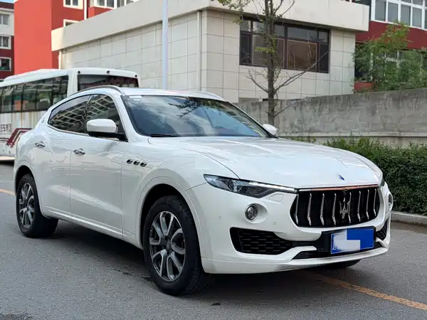 Maserati Levante 2017