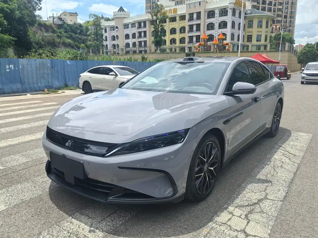 BYD Han 2025