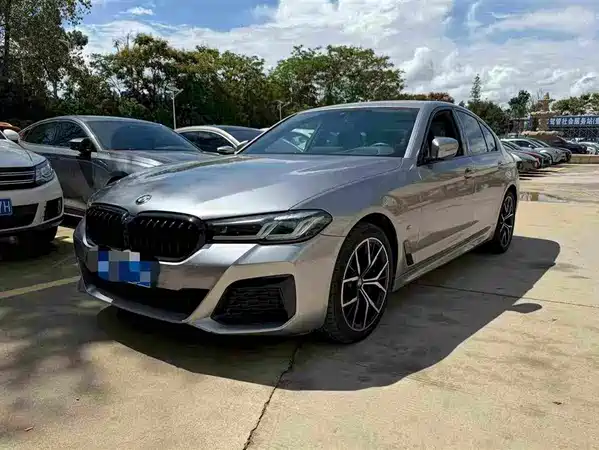 BMW 5 Series 2023