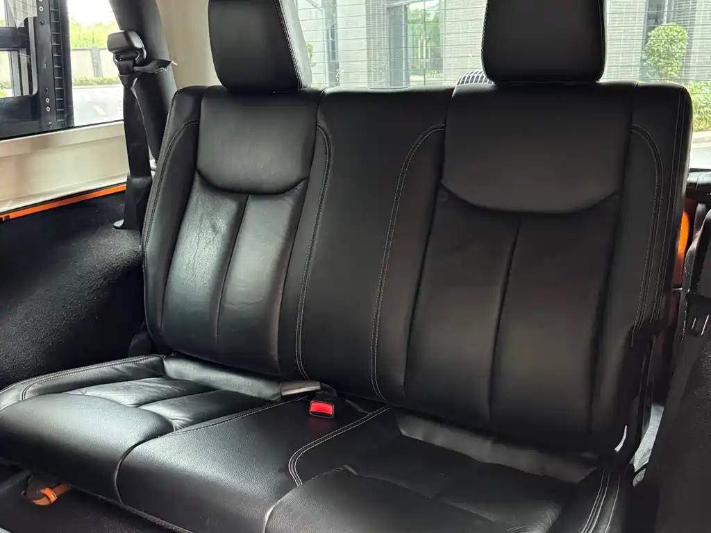 Jeep Wrangler 2013 — фото 16