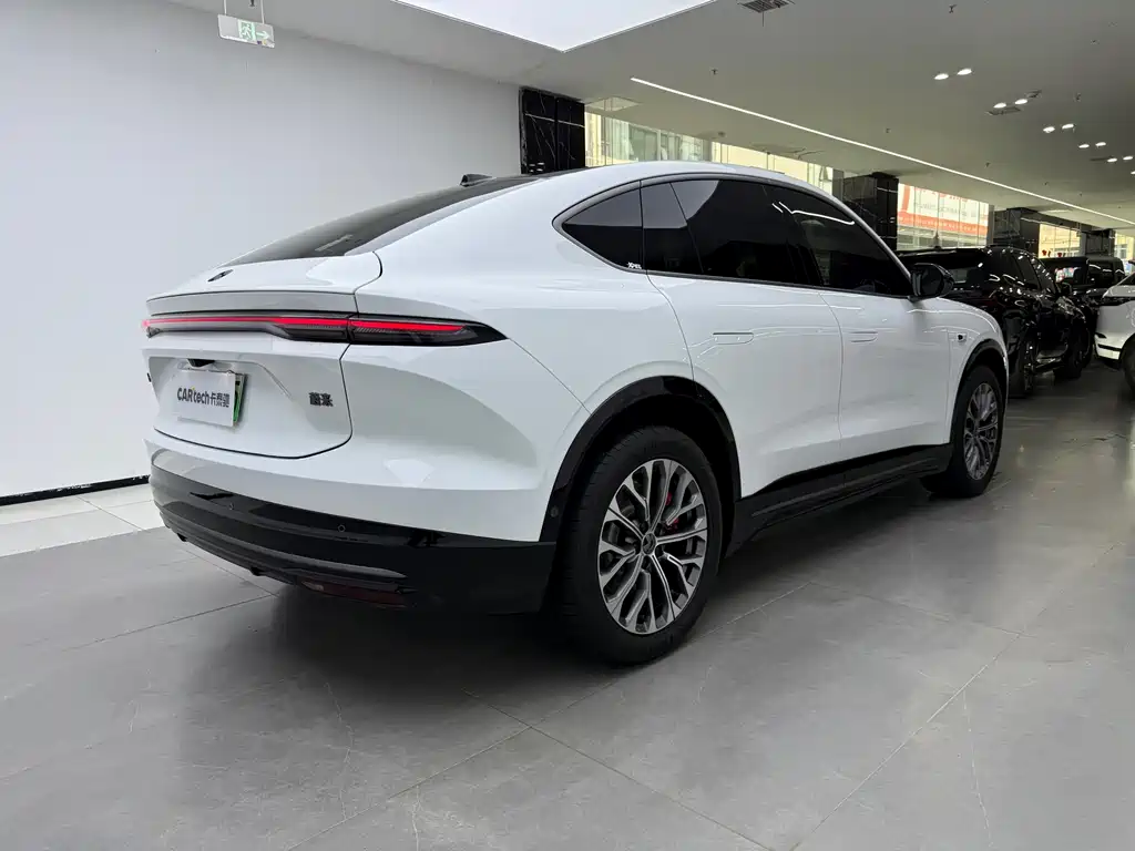 NIO EC6 2025