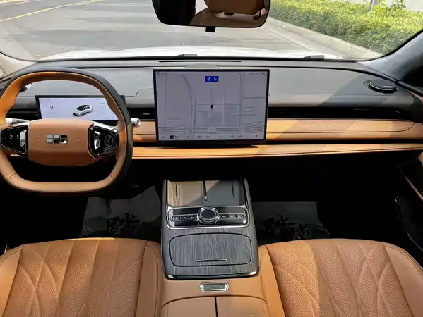 Geely Galaxy Starshine 8 2025
