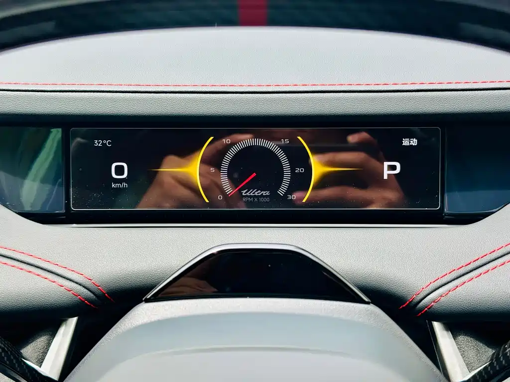 Xiaomi SU7 Ultra 2025 — фото 10