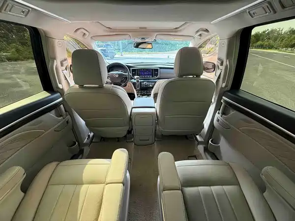 GAC Trumpchi M8 2018