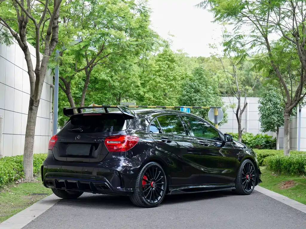 Mercedes-Benz A-Class AMG 2016 — фото 9