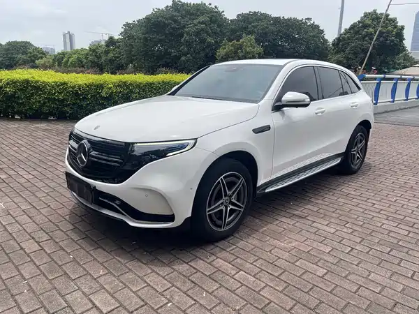 Mercedes-Benz EQC 2020