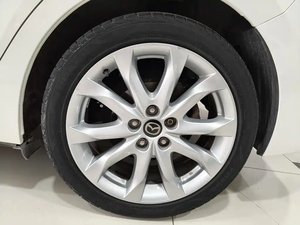 Mazda 3 Axela 2015 — фото 16