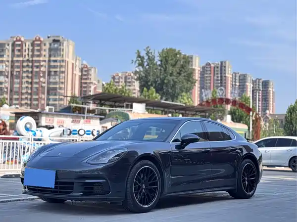 Porsche Panamera 2020