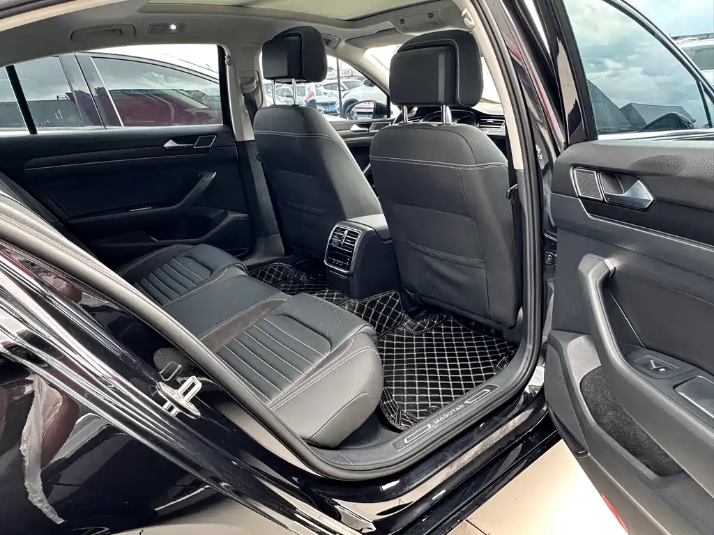 Volkswagen Magotan 2021