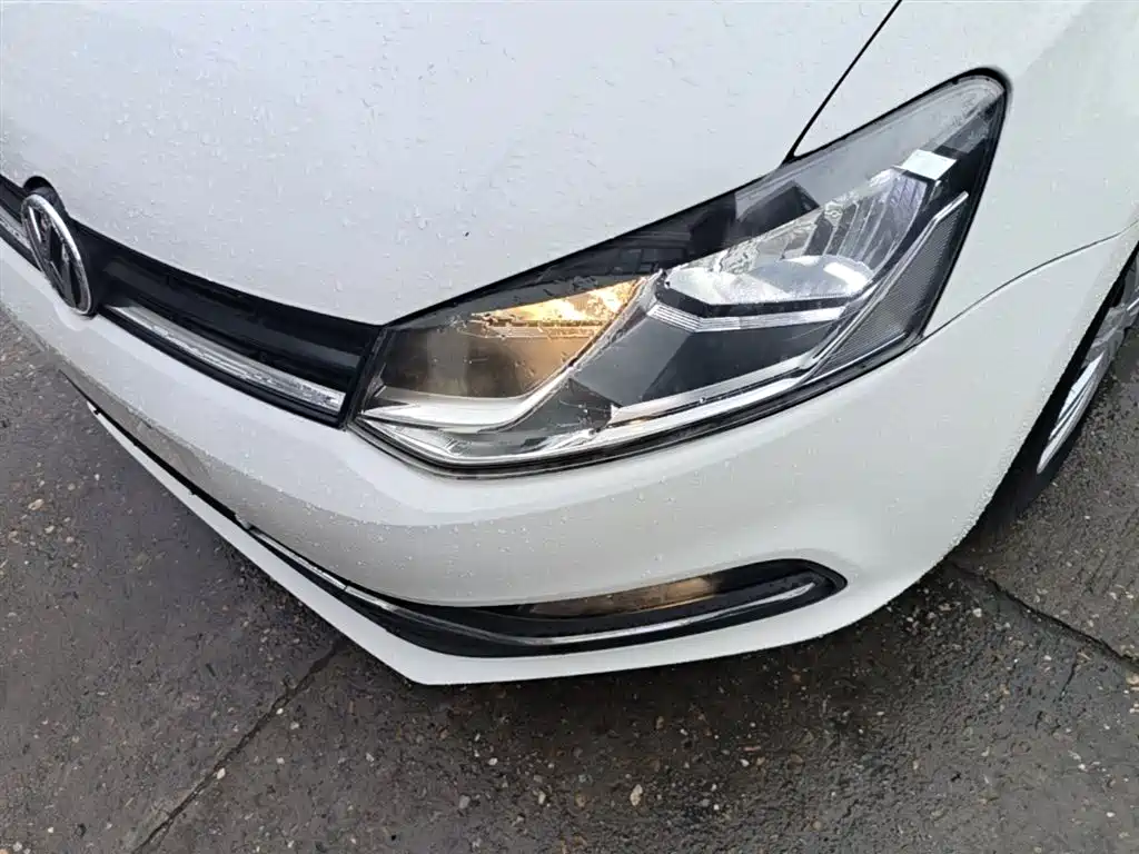 Volkswagen Polo 2017 — фото 24