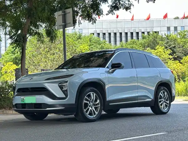 NIO ES6 2020