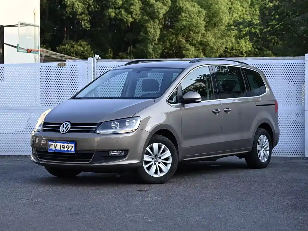 Volkswagen Sharan 2016 — фото 1