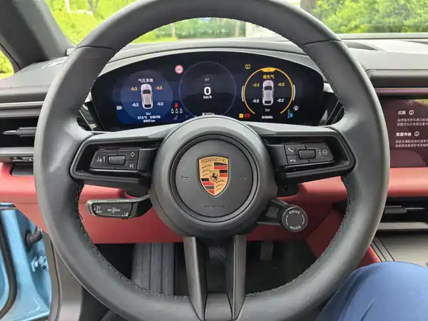 Porsche Macan New Energy 2024
