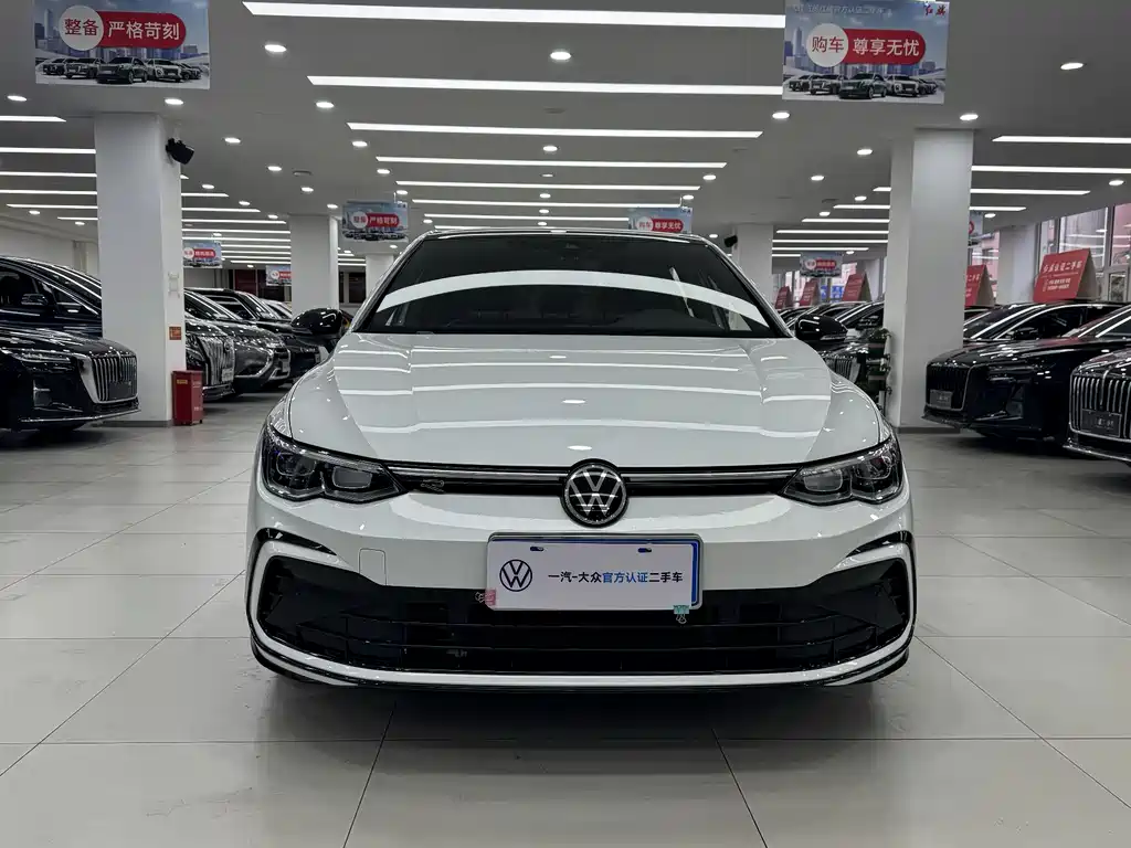 Volkswagen Golf 2022