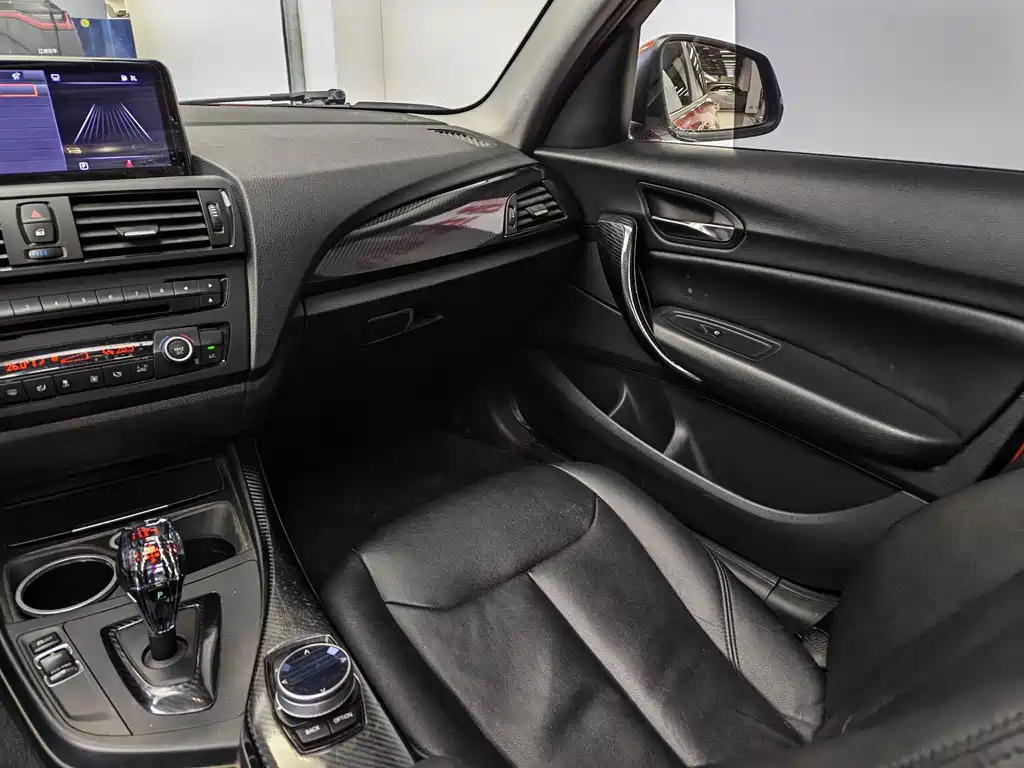 BMW 1 Series 2014 — фото 12