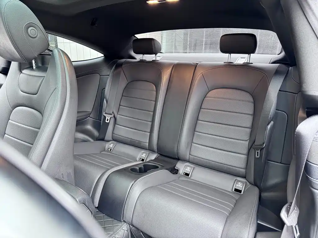 Mercedes-Benz C-Class 2019 — фото 10
