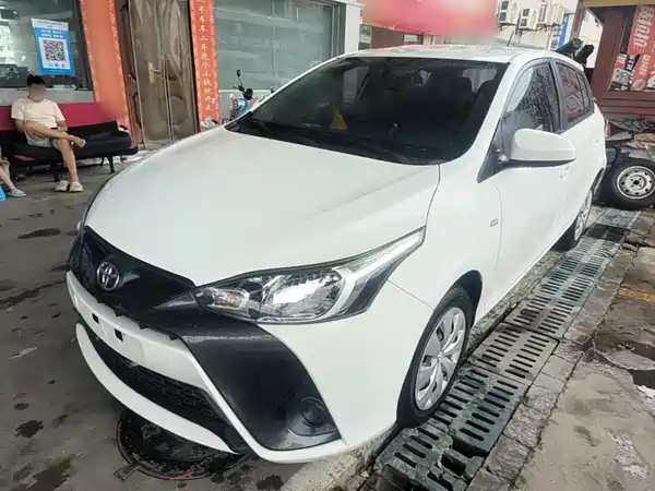 Toyota Yaris L 2019