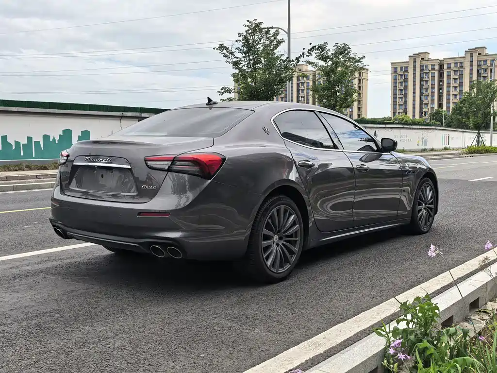 Maserati Ghibli 2021 — фото 7