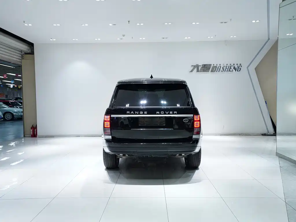 Land Rover Range Rover 2017 — фото 11