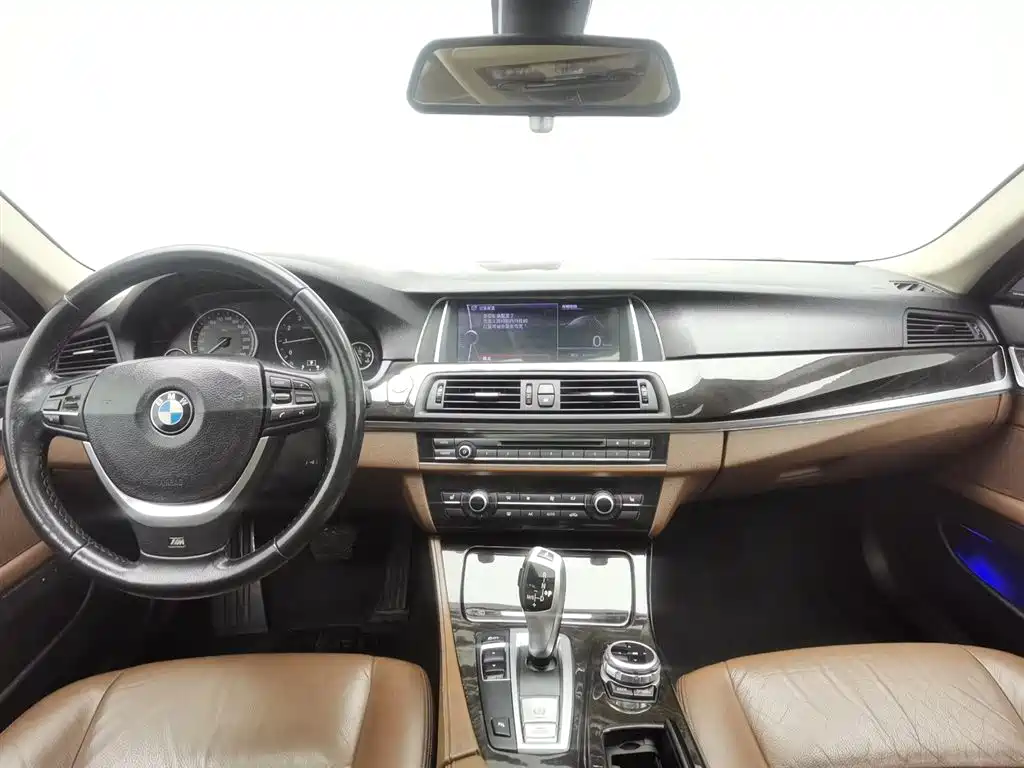 BMW 5 Series 2014 — фото 5