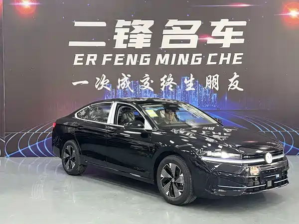 Volkswagen Magotan PHEV 2026