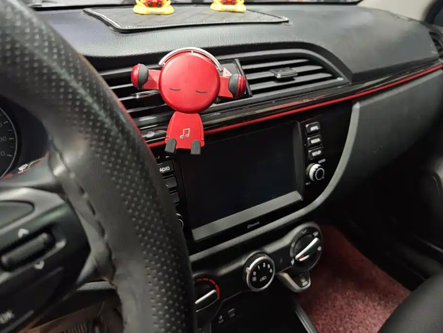 Kia KX CROSS 2019 — фото 13