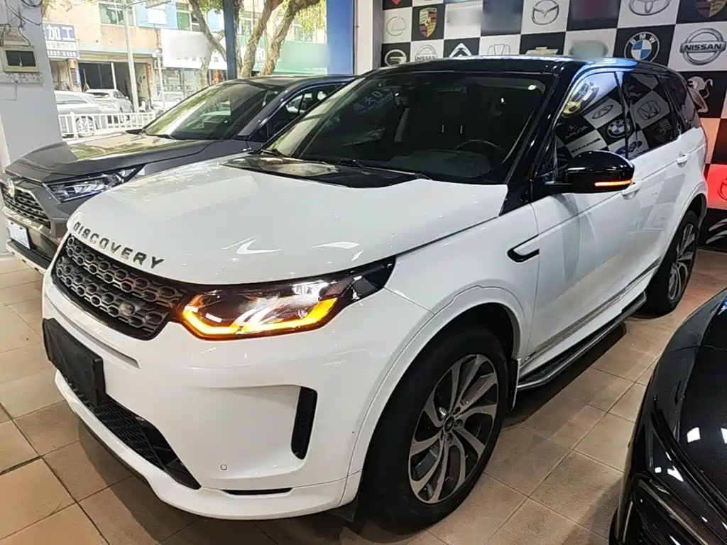 Land Rover Discovery Sport 2021 — фото 1